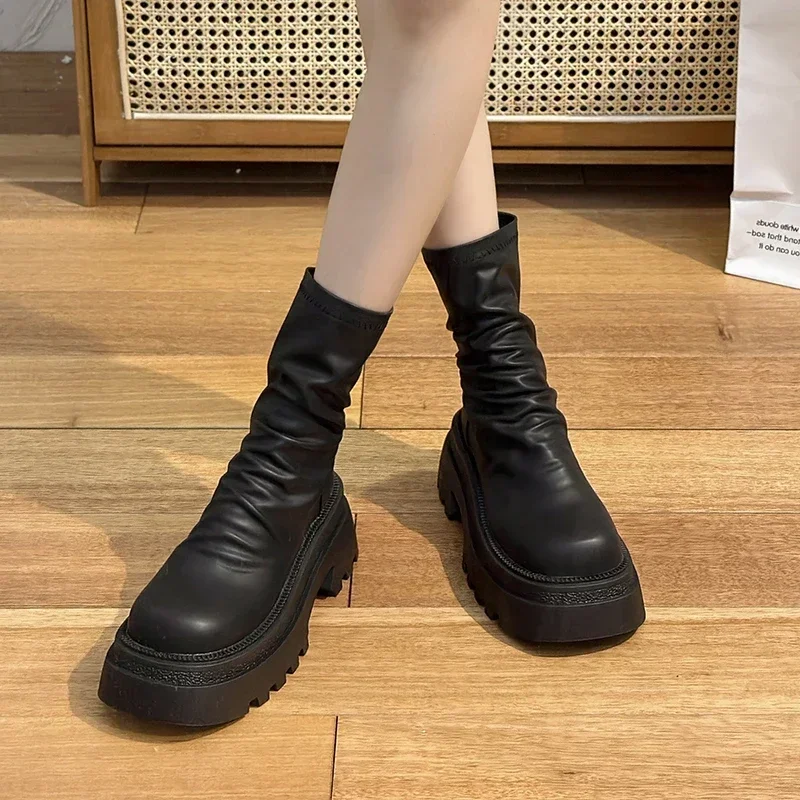 Platform Heel Women Short Booties Fashion Back Zippers Ankle Booties Retro Style Autumn Winter Female Shoes