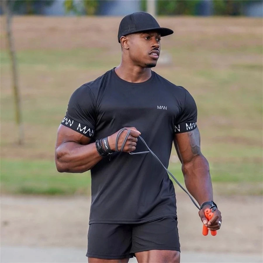 2022 Nieuwe Shirt Mannen Korte Mouwen Workout Gym T-shirt Katoen Running Fitness Tops Streetwear Hip-Hop Sport Tees Kleding