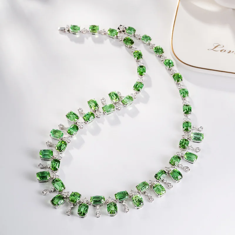 2023 New 925 Sterling Silver Square CZ Green Tourmaline Necklace Women Personality Fashion Luxury Wedding Jewelry Birthday Gift