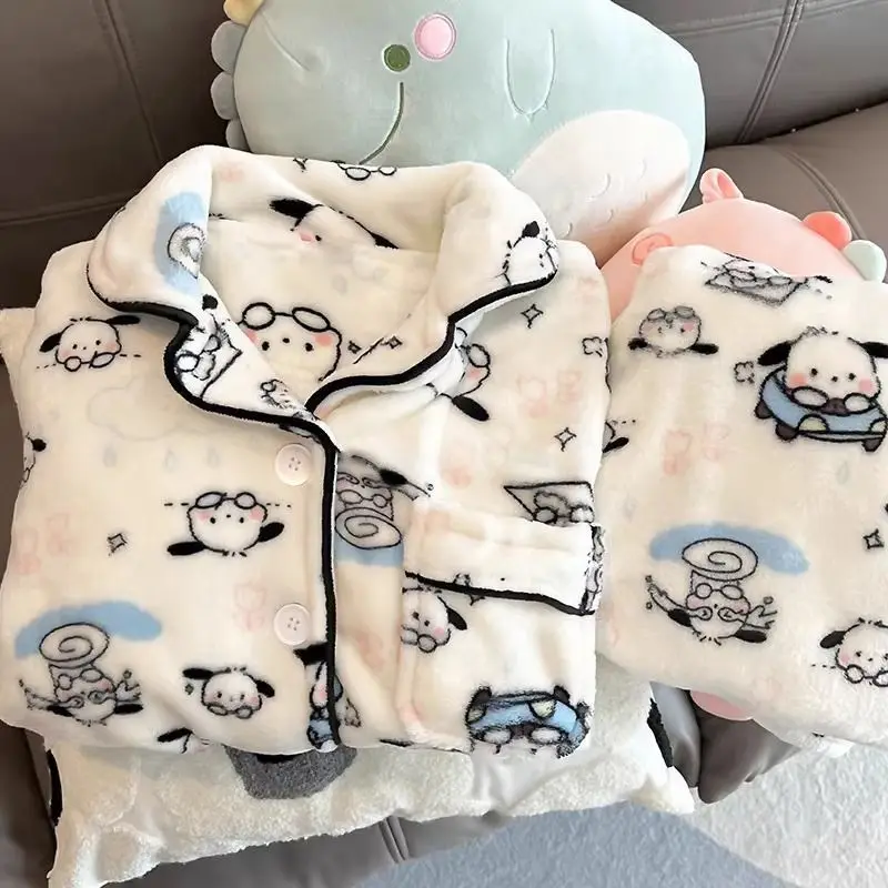 Neues Kitty-Katze-Plüsch-Flanell-Pyjama-Set im japanischen Stil für Studenten, süßes Kitty-warmes Loungewear-Set, Urlaubsgeschenke