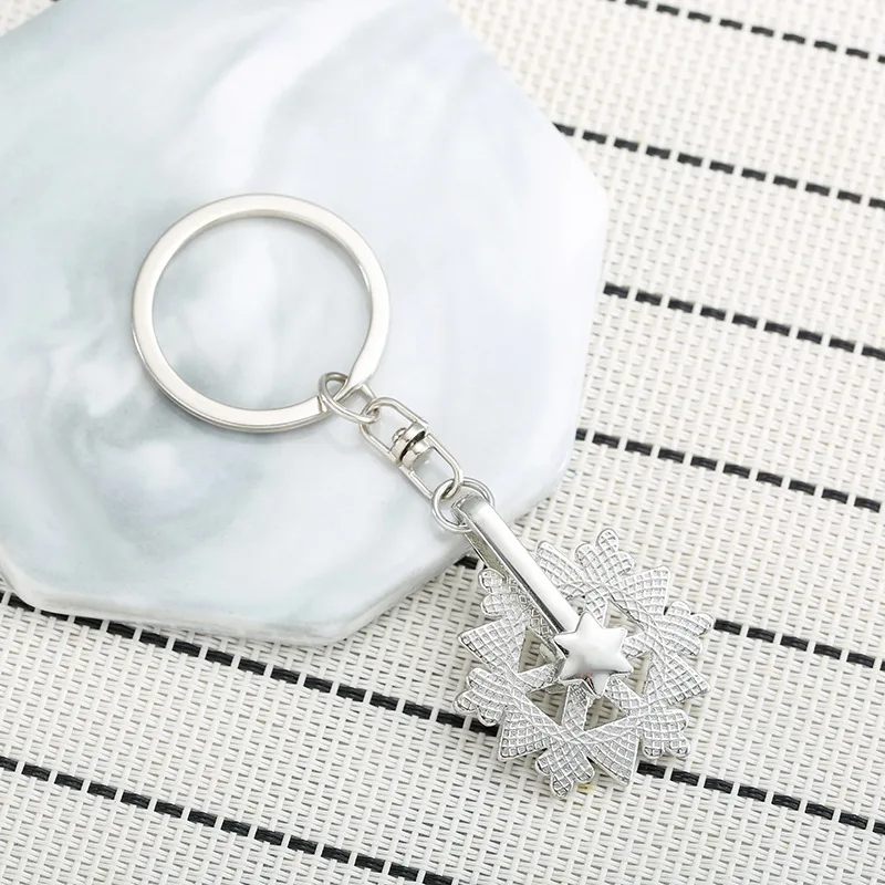 New Rotating Snowflake Keychain Versatile Keychain Student Backpack Pendant Gift Wholesale