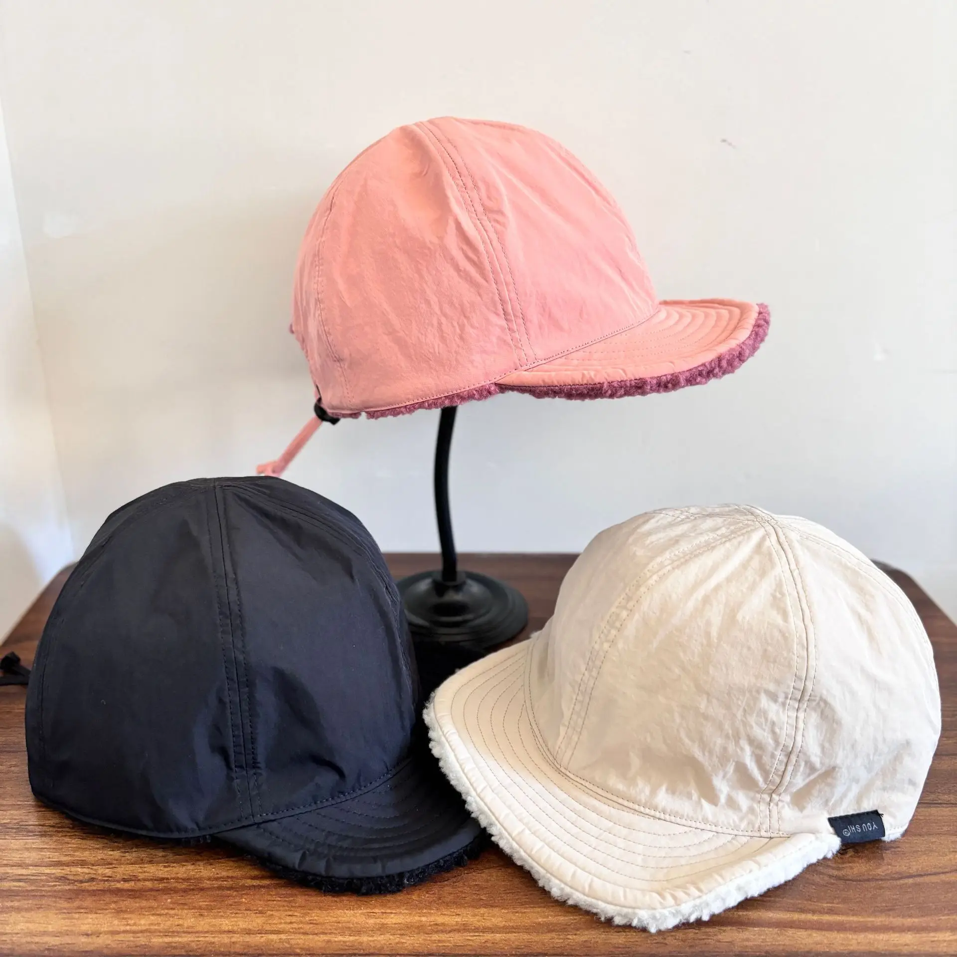 

Двусторонняя кепка для женщин и мужчин, осенне-зимние кепки, плюшевая бейсболка из искусственной овчины с мягкими полями, розовые, бежевые, серые шапки