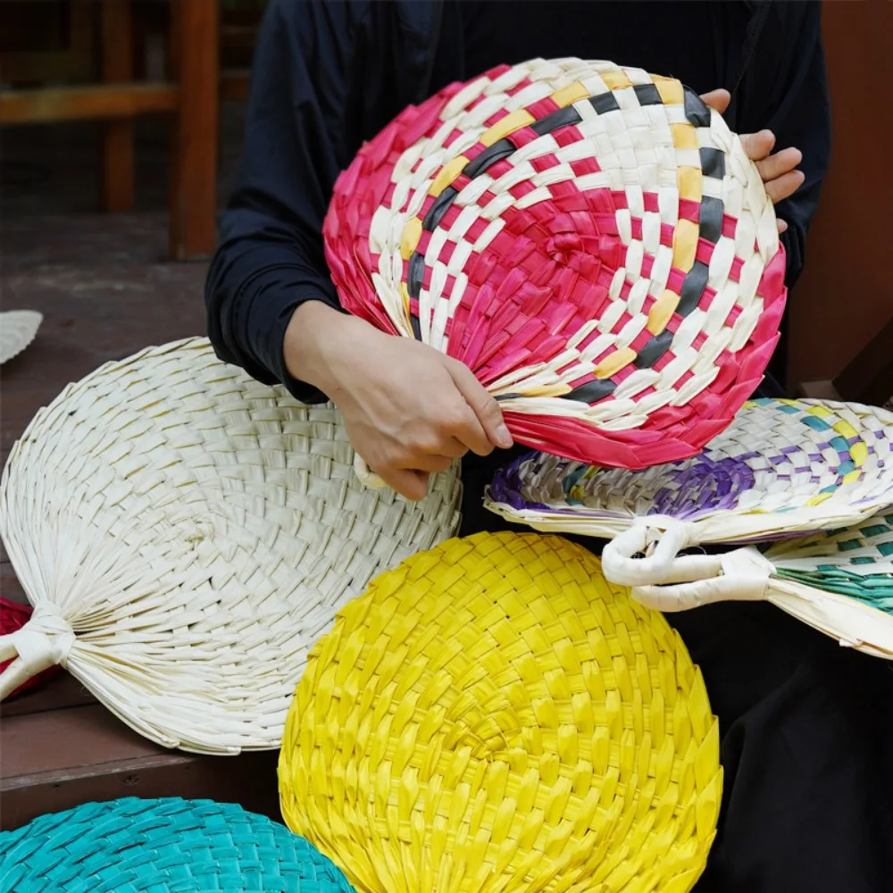 

Прочные ручные веера из соломы, ручной работы, в старинном стиле, портативные, маленькие, в китайском стиле, для летнего охлаждения