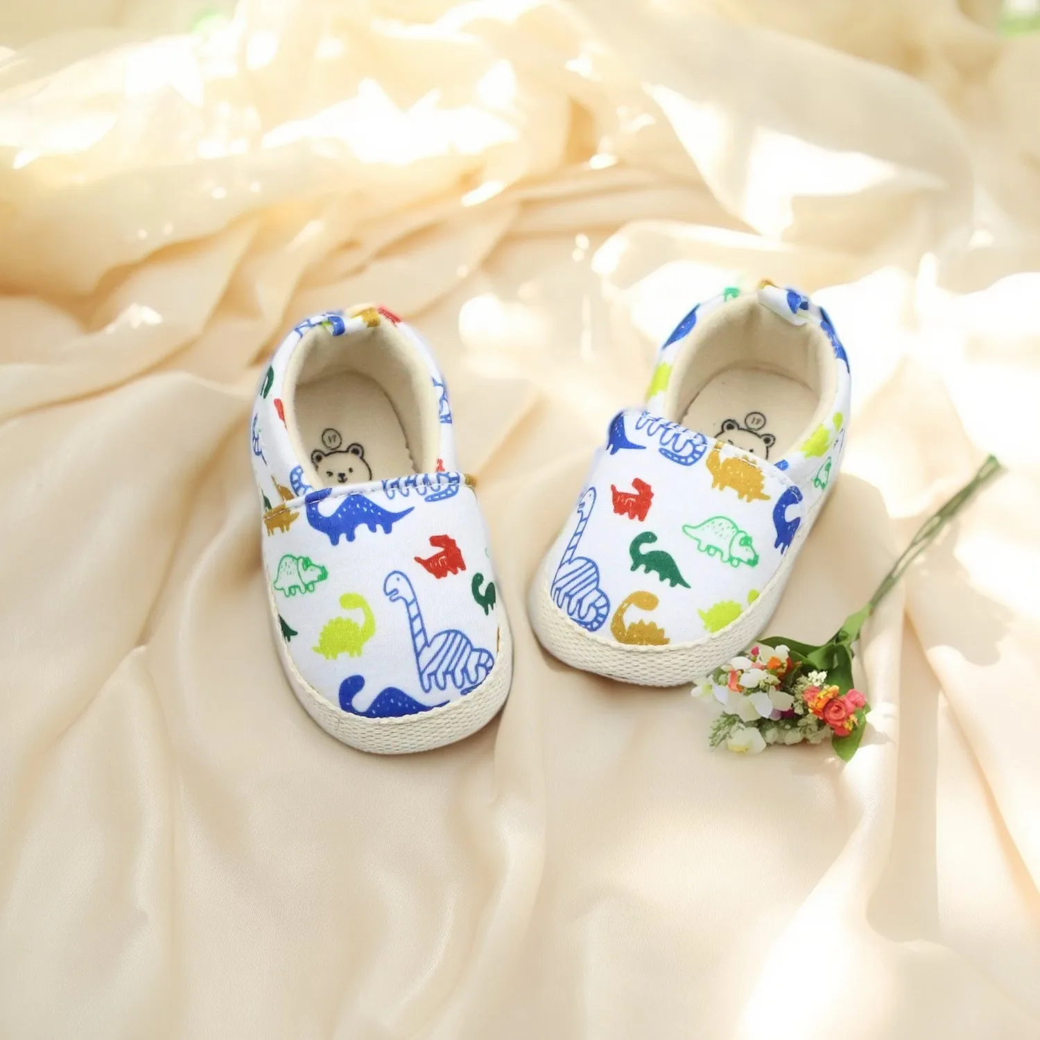 

Baby canvas shoes, baby walking shoes, 0-6-12-18 months, non slip, breathable, soft sole, comfortable