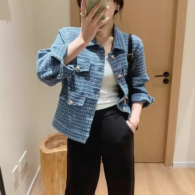 

Женская весенне-осенняя повседневная короткая джинсовая куртка в стиле ретро, повседневные шикарные модели, высокое качество, повседневное пальто на пуговицах