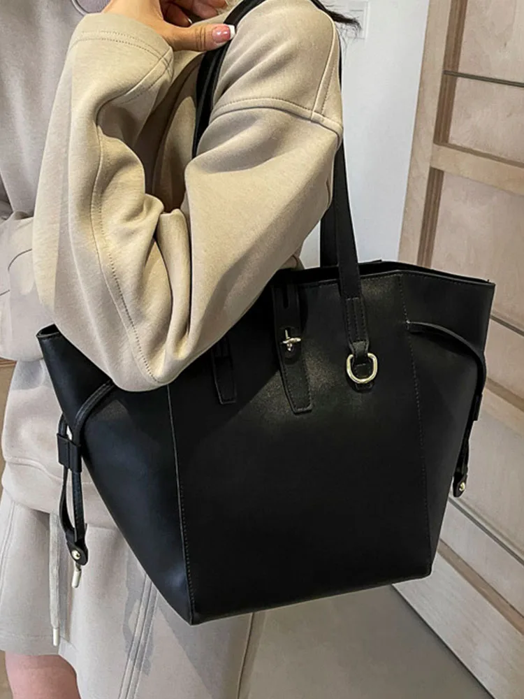 Vintage Large Capacity Tote Bag For Women Korean Simple Commuter Shoulder Bags 2024 New Autumn Winter Pu Leather Travel Handbags