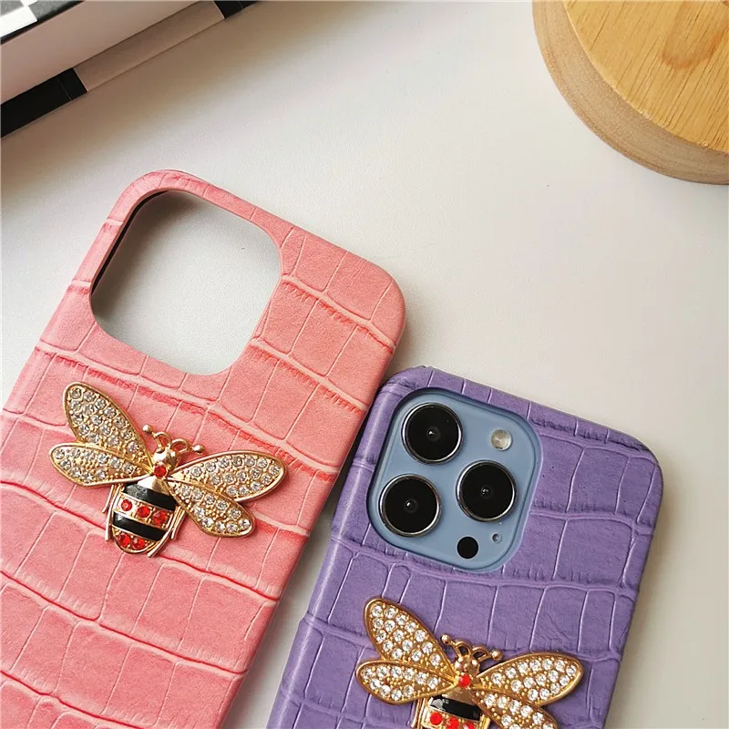 Luxury Fashion 3d Diamond Bee Hard Case Female For Iphone 15 14 11 12 13 Pro Max Xr X Xs GIRL Half Surrounded Cover Fundas