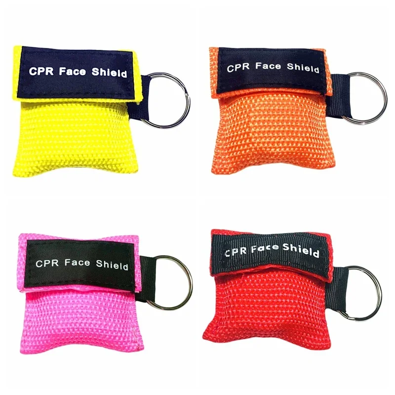 1pcs Outdoor Emergency Use CPR Mask Resuscitation Face Mask Disposable Travel CPR Pocket Mask CPR breathing film Keychain Ring