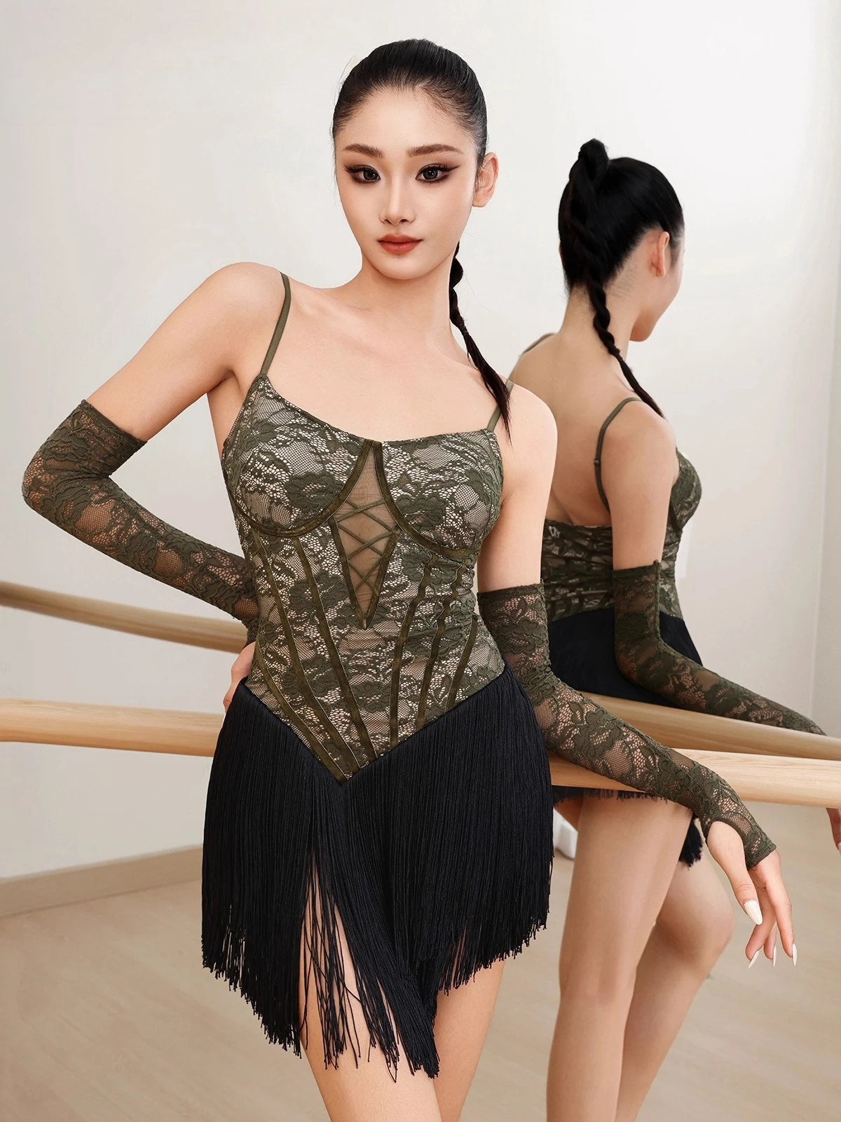 

UK Latin Dance Dress Women's Spaghetti Strap Fringe Dress Slim Fit for Daily Practice & Performance Ballroom dance costumes