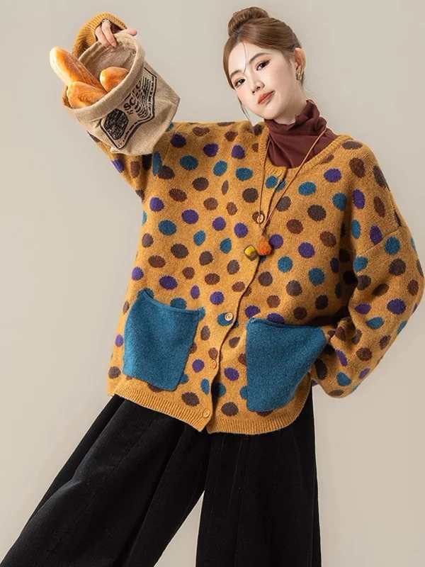 เสื้อคาร์ดิแกนไหมพรมถักลายจุดสีเหลืองสไตล์ญี่ปุ่นย้อนยุคทรงหลวมสบายๆ สำหรับผู้หญิง รุ่นใหม่ประจำฤดูใบไม้ร่วง