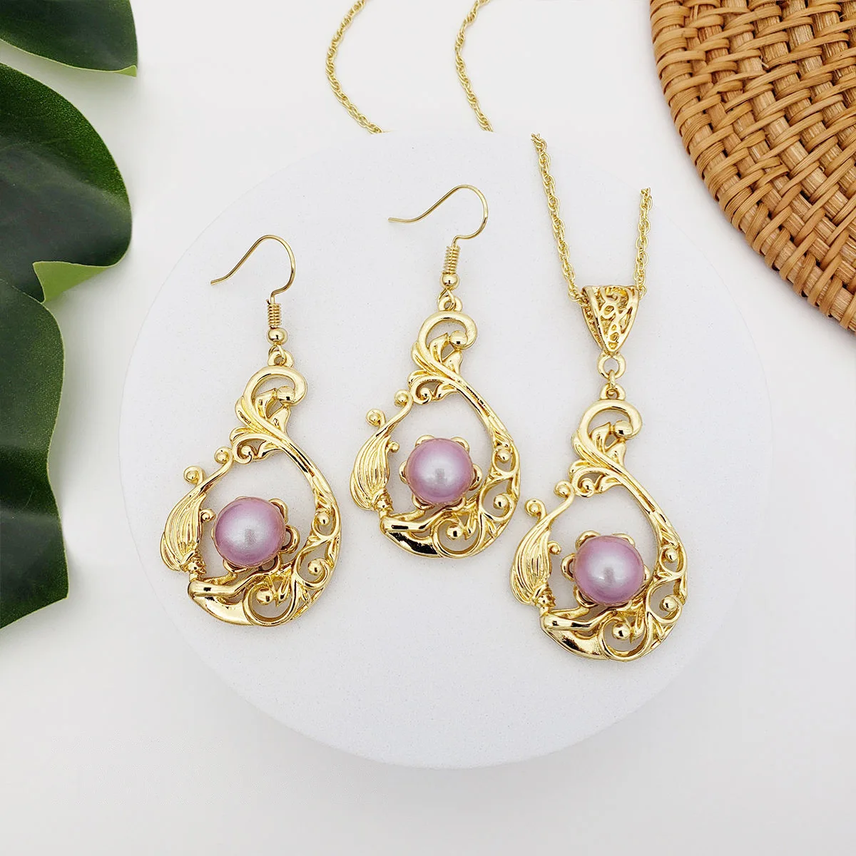 Trendy Hawaiian Hamilton Plumeria Floral Mermaid Scroll TearDrop Necklace Earrings Two Pieces Natural Shell Pearls Jewelry Sets