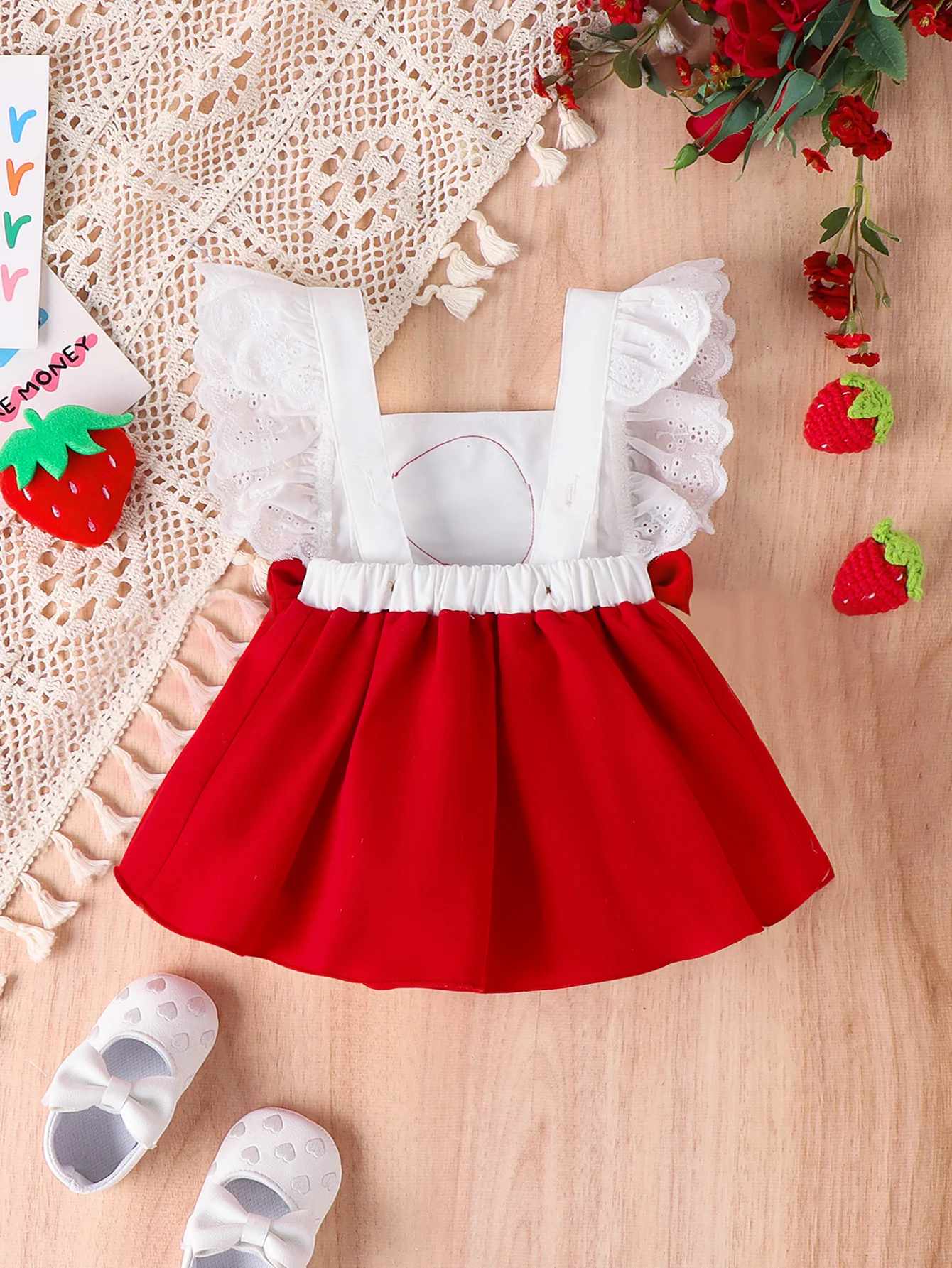 Summer 0-1 Year Old Baby Fashion Trend Cute Comfortable Soft Personality Strawberry One-Piece Dress Pattern Three-Dimensional