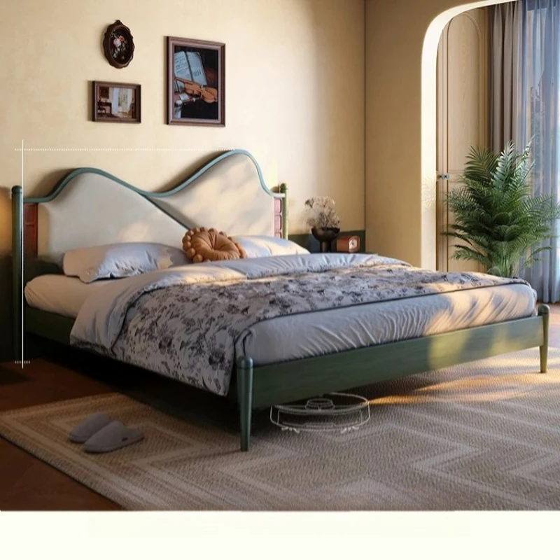 

French Retro Upholstered Bed: High Backrest with Plush Padding & 1.8m Solid Wood Frame, Creates a Serene and Comfortable Master