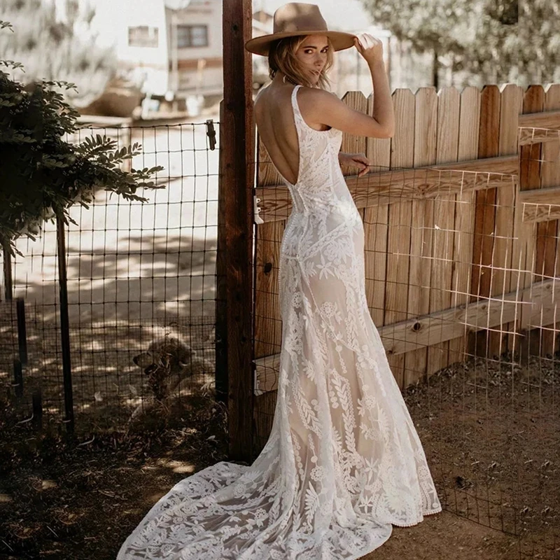 Spaghetti Straps Bohemian Mermaid Wedding Dresses Open Back Sweep Train Crochet Lace Beach Western Country Wedding Bridal Dress