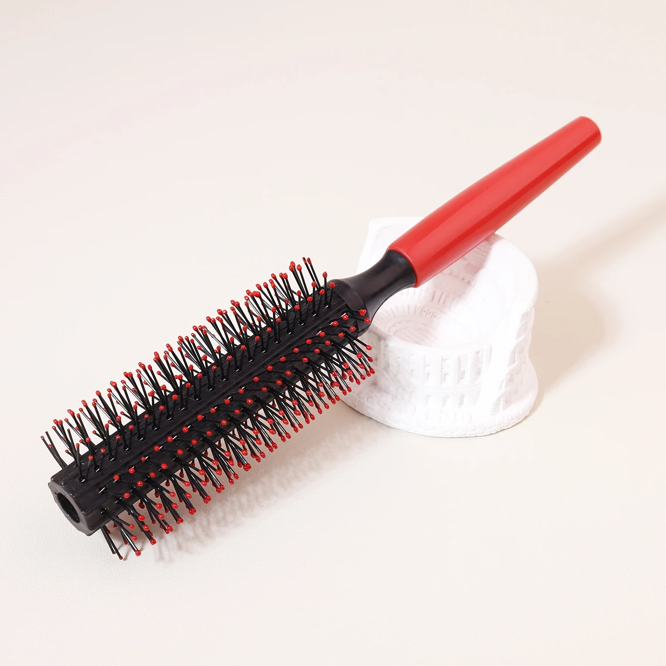 1Pc Quiff Roller Brush, Non-Slip All Hair Brush For Women and Men, Round Hair Brush Styles Rockabilly, Special for Real Hair Wig