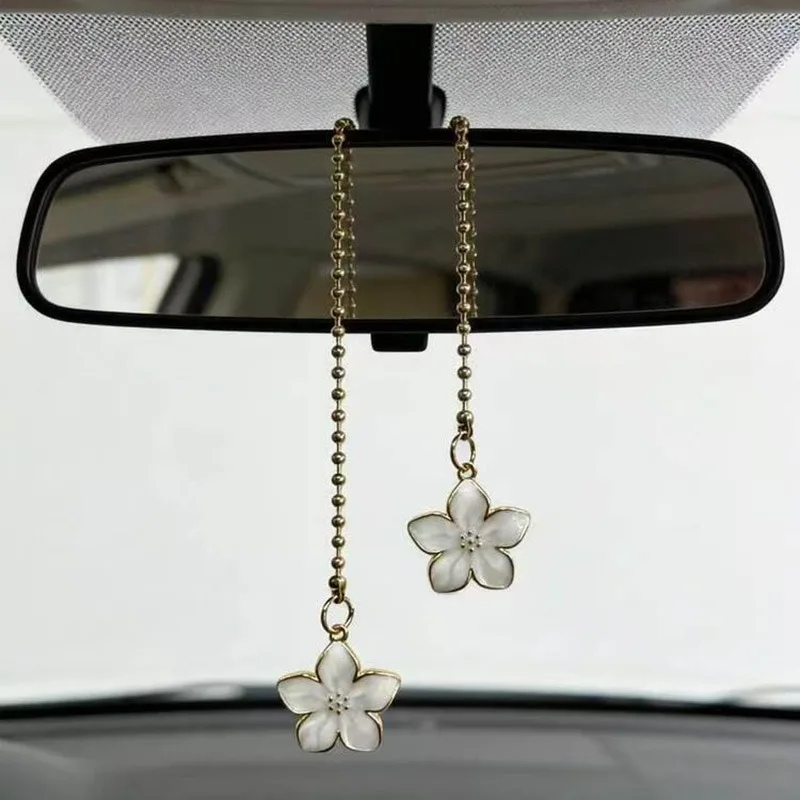 Car Rearview Mirror Pendant Pink Sakura Flower Pendant with Gold Chain Cute Auto Interior Decor Gifts for Women Decoraction