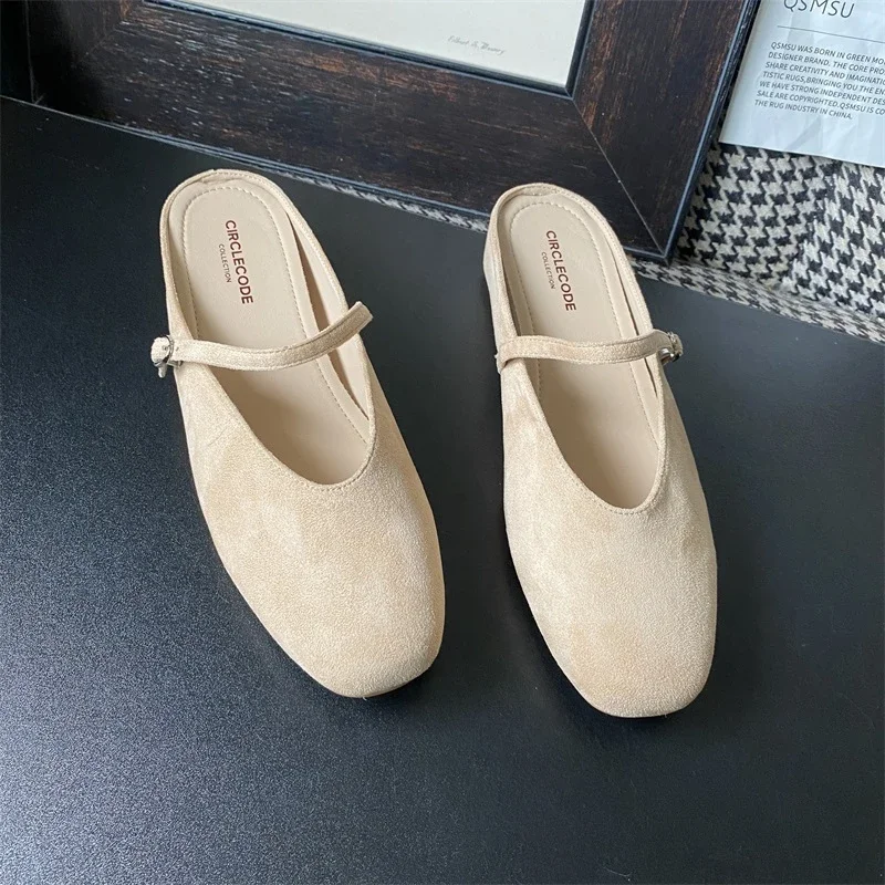 

Closed Toe Flats Slippers for Women Spring / Summer Slip on Casual Mules Shoes Fashion Outside Versatile Soft Sole Half Slippers