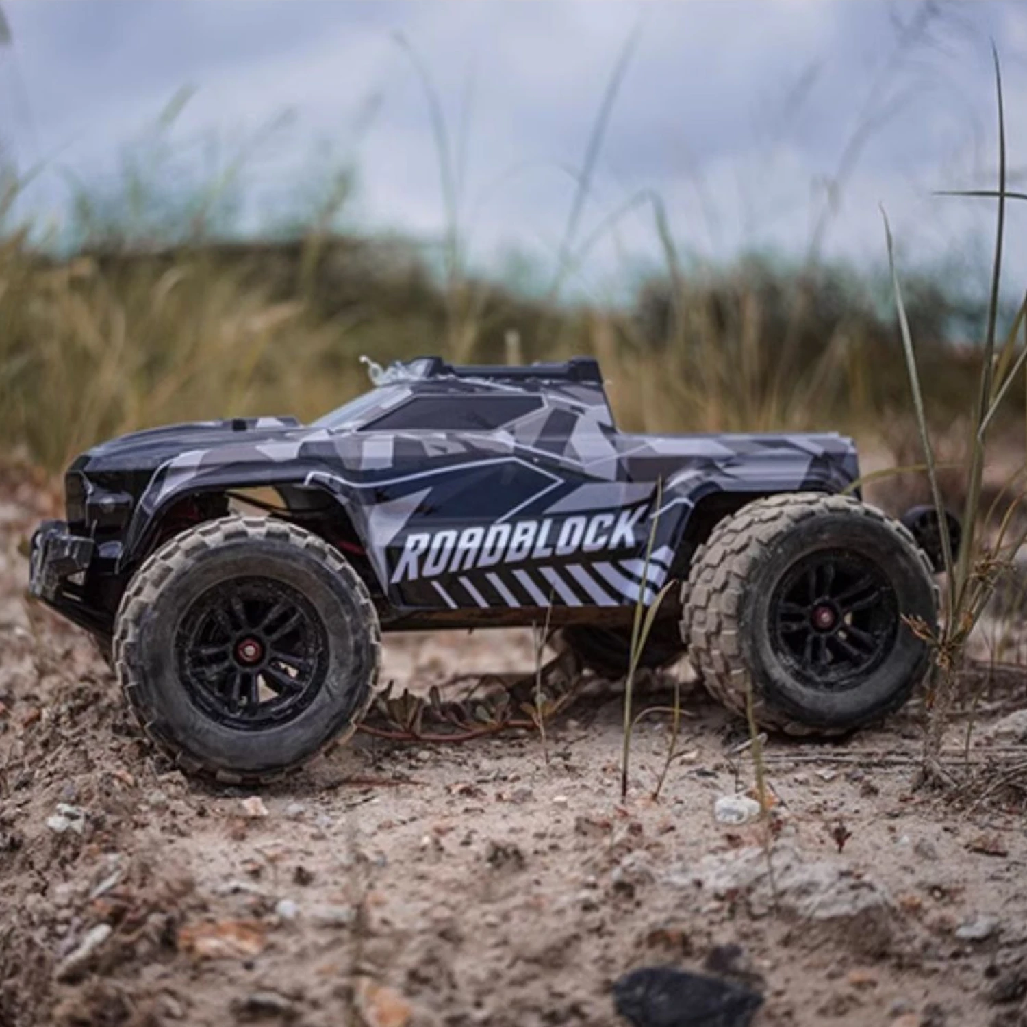 1/12 RC samochód bezszczotkowy 90 KM/H 2.4G Off Road 4x4 szybki pilot zdalnego sterowania 4WD Drift Monster Truck z zabawki z lampkami LED dla