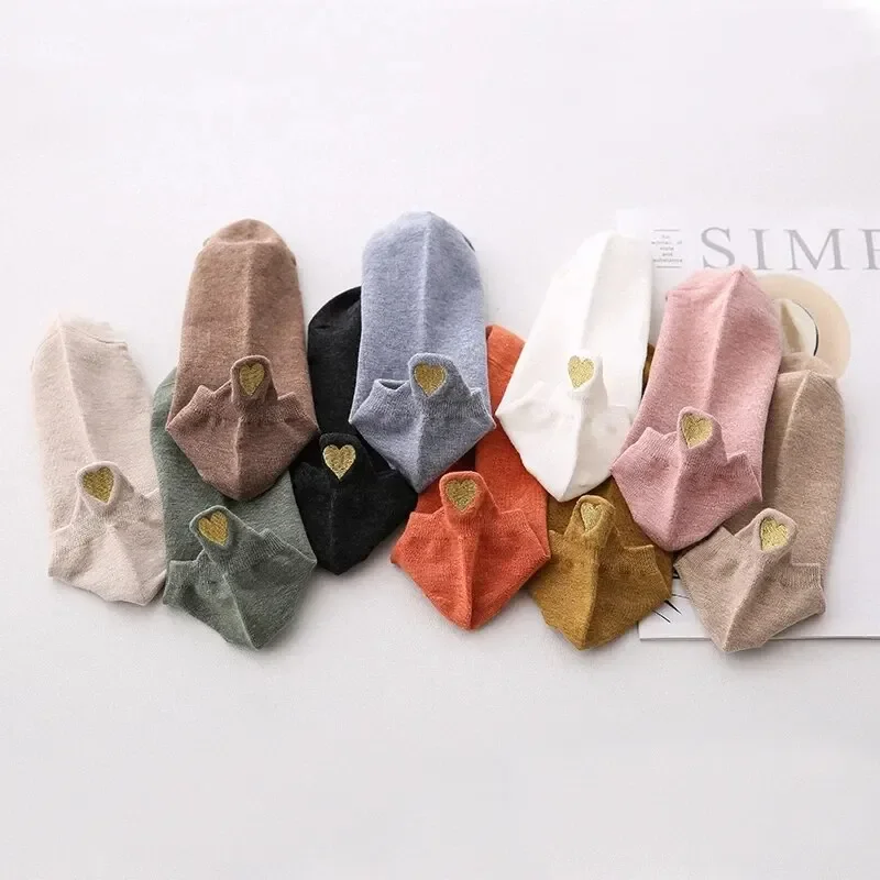 4 Pairs Lot Fashion Socks Women New Spring Color Novelty Girls Cute Heart Embroidery Casual Funny Ankle Socks Pack