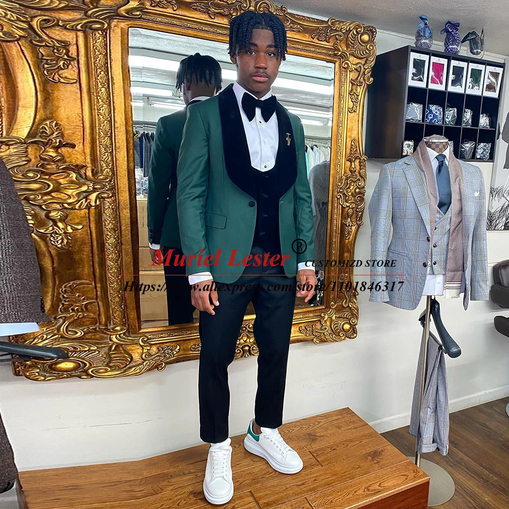 

Smart Casual Suits Men Boy Friend Campus Black Velvet Laple Green Blazer 3 Piece Groom Wedding Tuxedo Tailored Made Male Dress