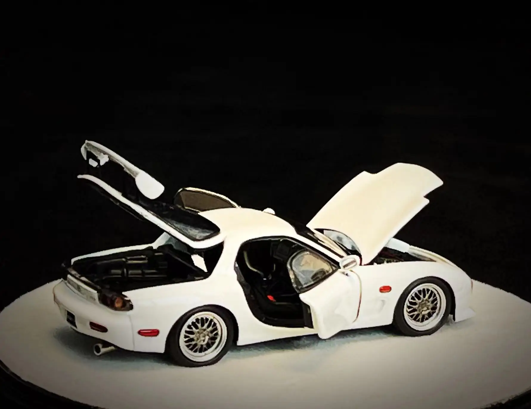 **Preorder** PGM 1:64 PGM 1:64  RX7 White limited999 Model Car