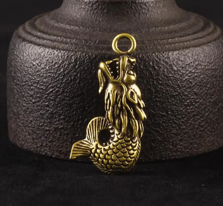 Pure brass faucet fish body and tail warping creative small handicraft ornaments