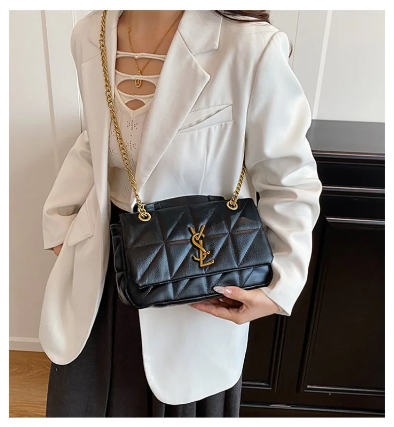 

Винтажная мини-сумка квадратной формы для женщин: модная сумка-кроссбоди с цепочкой, трансформируемая в наплечную сумку, идеальна для повседневного использования и поездок на выходные.