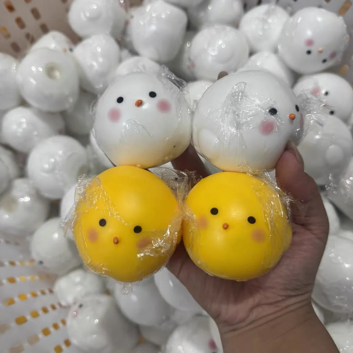 Crunchy Ball Cute Little Yellow White Chicken Soft Pinch To Relieve Daily Stress Tension Decompression Slow Rebound Fidgety Toy image 4