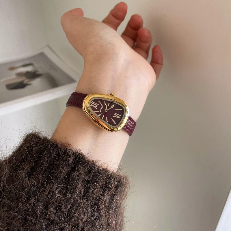 New Elegant Ladies Waterproof Watch Personalized Student Fashion Automatic Niche Leather Quartz Watch Birthday Gift