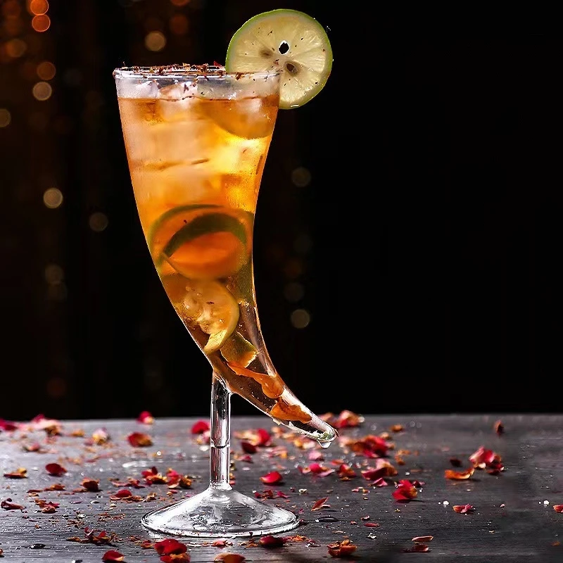 

410ml Creative Moon Cocktail Glass, Goblet Cup, Drinking Glasses for Home, Bar, Kitchen, Restaurant, Drinkware Cocktail Tool