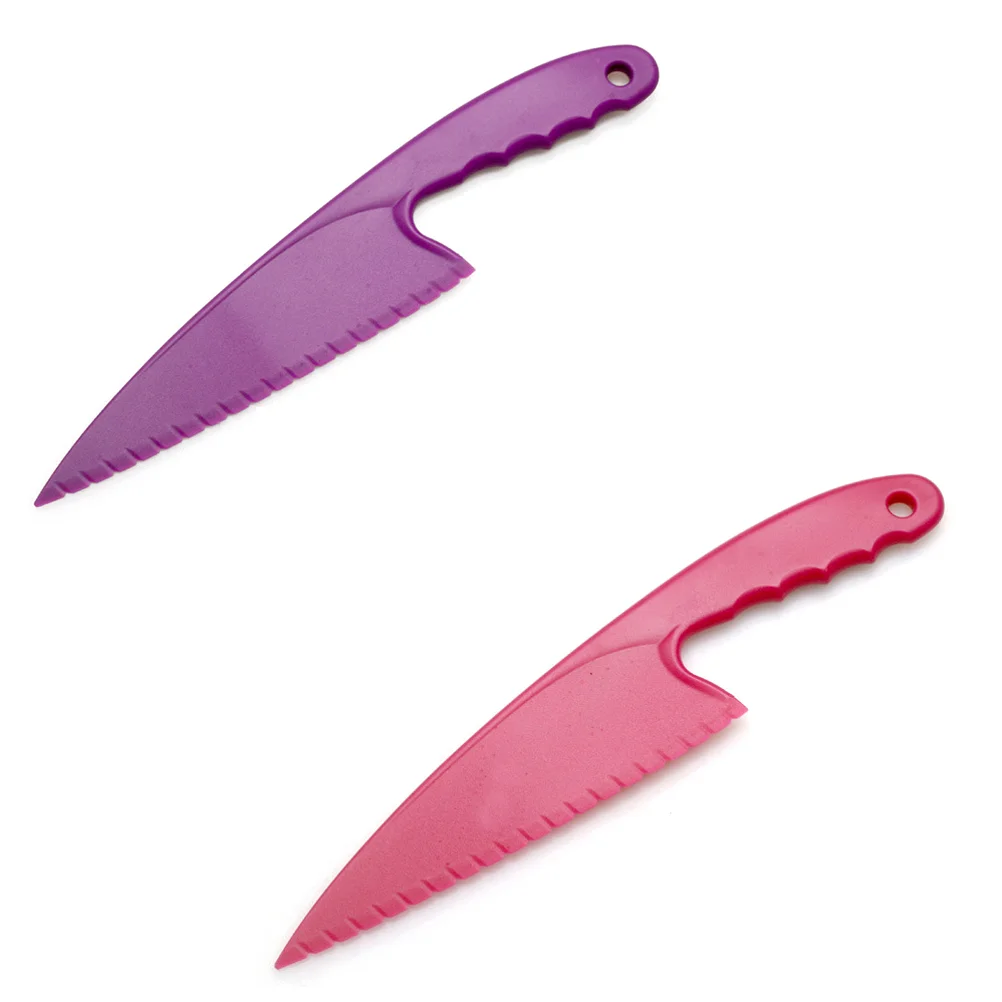 Plastic Cake Bread Pizza Kitchen Baking Pastry Tool Birthday Party Supplies (Random Color)