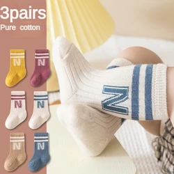 Chaussettes coordonnantes mignonnes en coton pour nouveau-né garçon et fille, lot de 3 paires de vêtements pour enfant de 0 à 5 ans