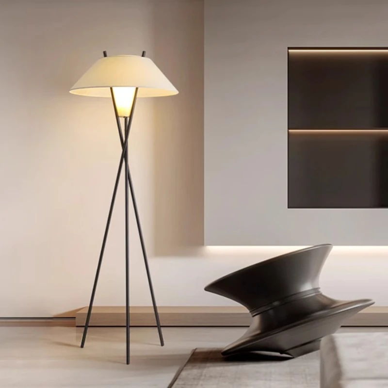 

Italian Designer Triangle Floor Lamp Wabi Sabi Style Mid-ancient Living Room Sofa Atmosphere Decoration LED Upright Desk Light