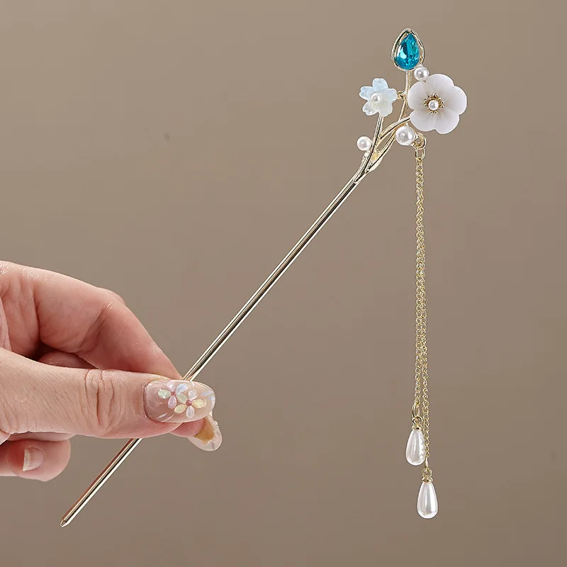 Women's Elegant Flower Hairpin with Blue Flower Tassel