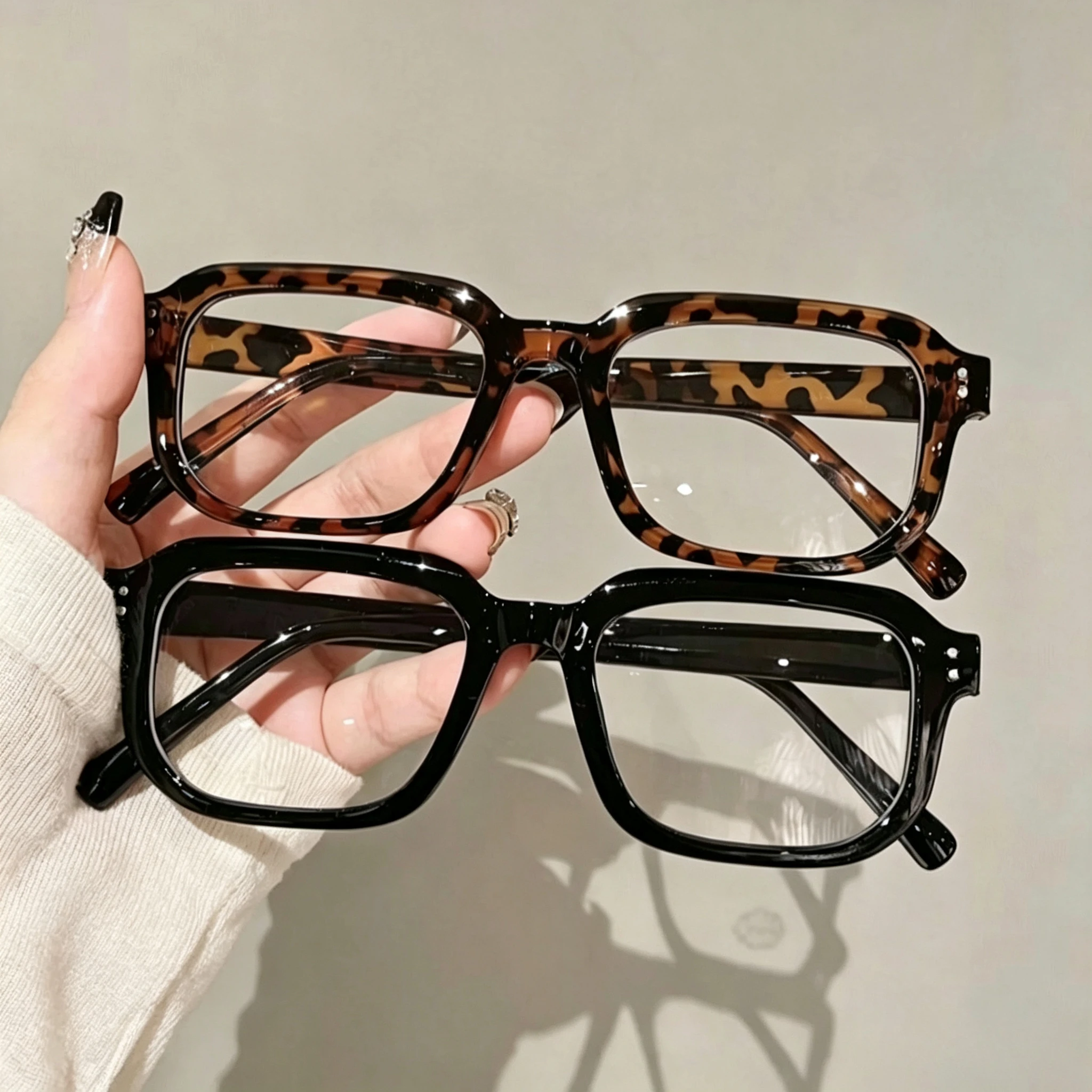 1/2pcs New Ultra light Retro Rectangular Glasses Fashion Women's Anti Blue light Flat Glasses Rice Nail Decorative Eyewear