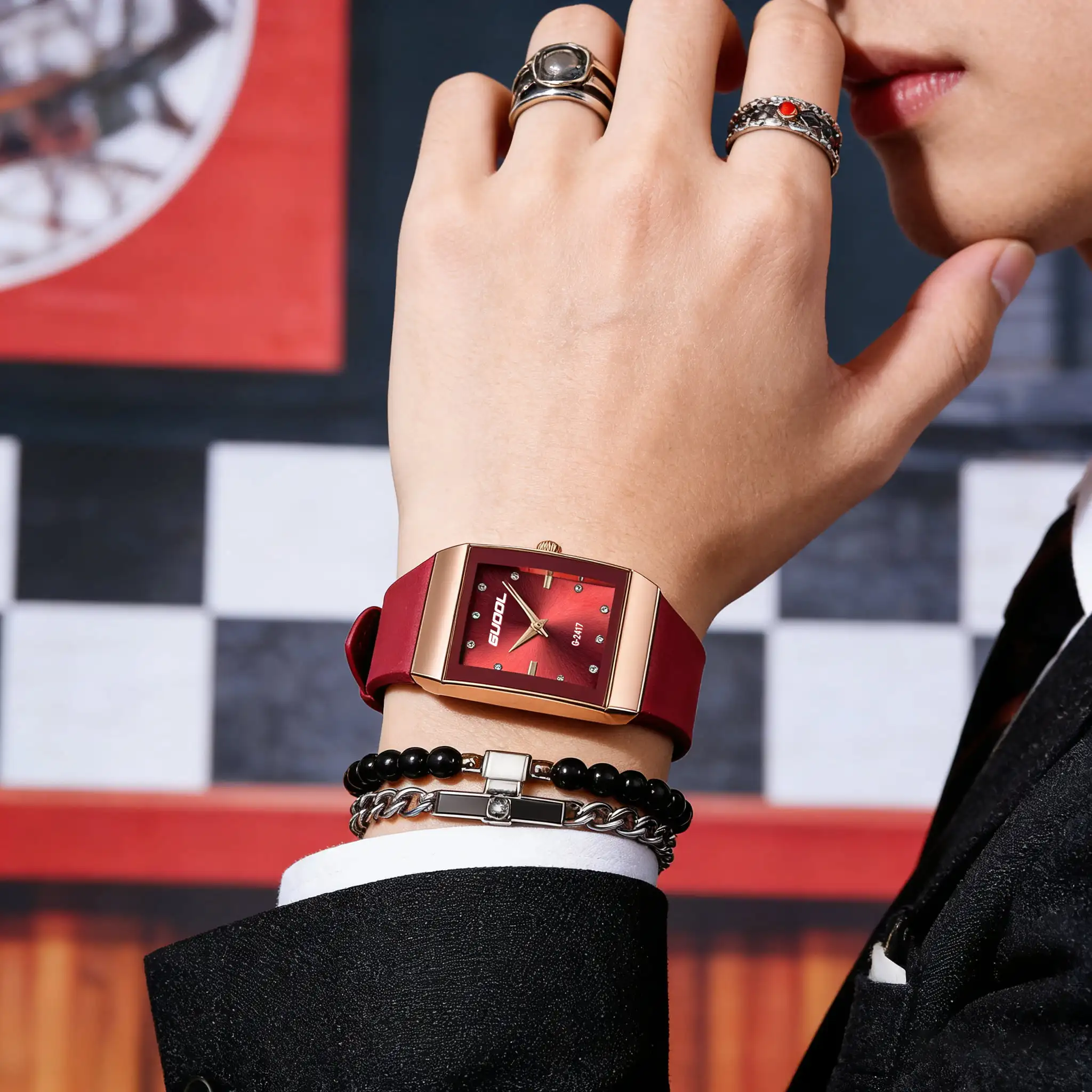 New Quartz Watches for Men and Women, Square Dial Watches, Fashionable and Luxurious Quartz Watches for Men and Women.