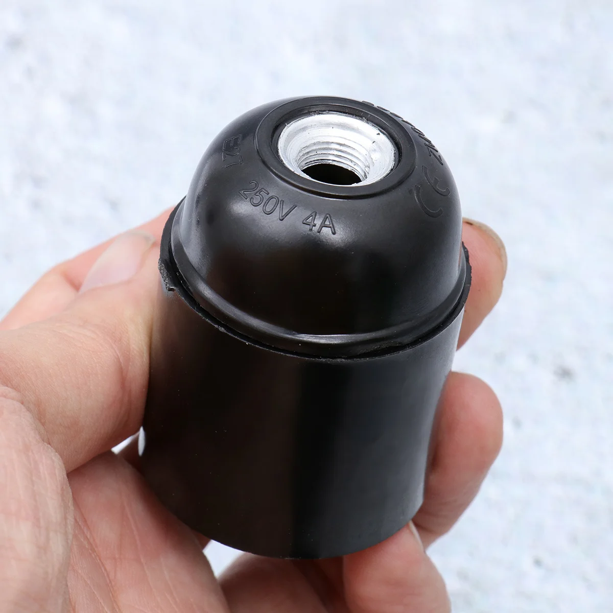 

2Pcs E27 Phenolic Lamp Socket Durable Self-Locking Screw Light Bulb Holder for Kitchen Dining Room Living Room