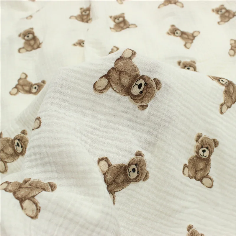 100*135cm Bear Double Gauze 100% Cotton Fabric For Baby Clothes / Sleepwear / Shirts / Skirt tecido luxo