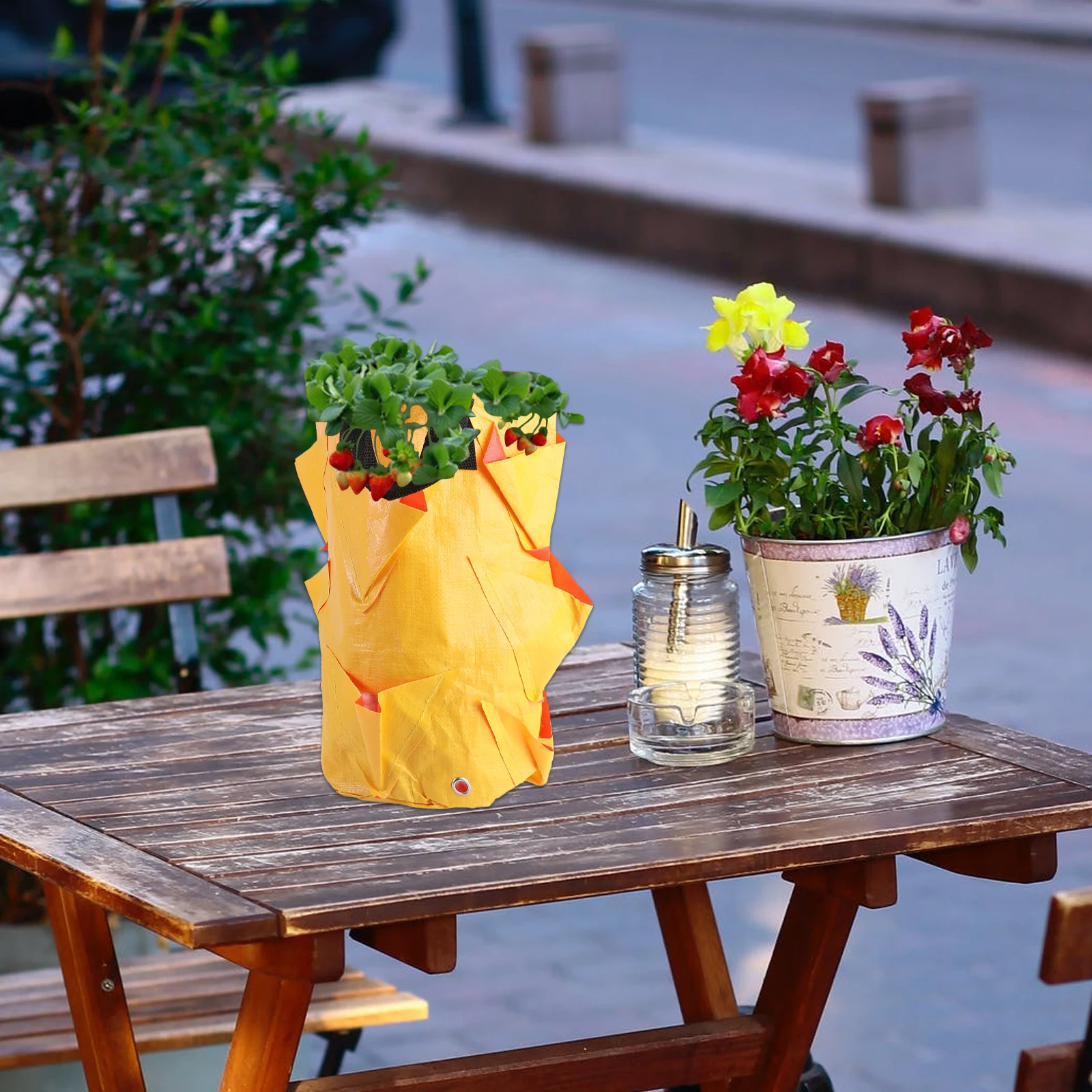 

1pc Strawberry Grow Bags Plant Container Hanging Pots Multi-Pockets Nursery Bag Wall Hanging Planter Garden Plant Grow Bag Space