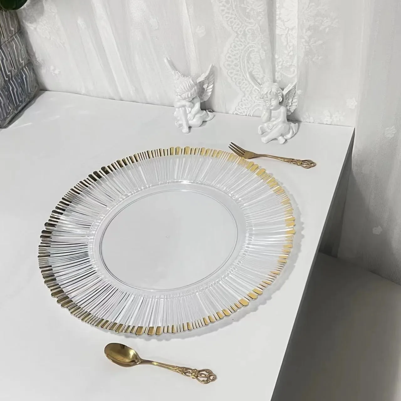 100 PCS Charger Plates Gold Plastic Tray Round Plates 13 Inches Acrylic Decorative Service Plate For Table Setting