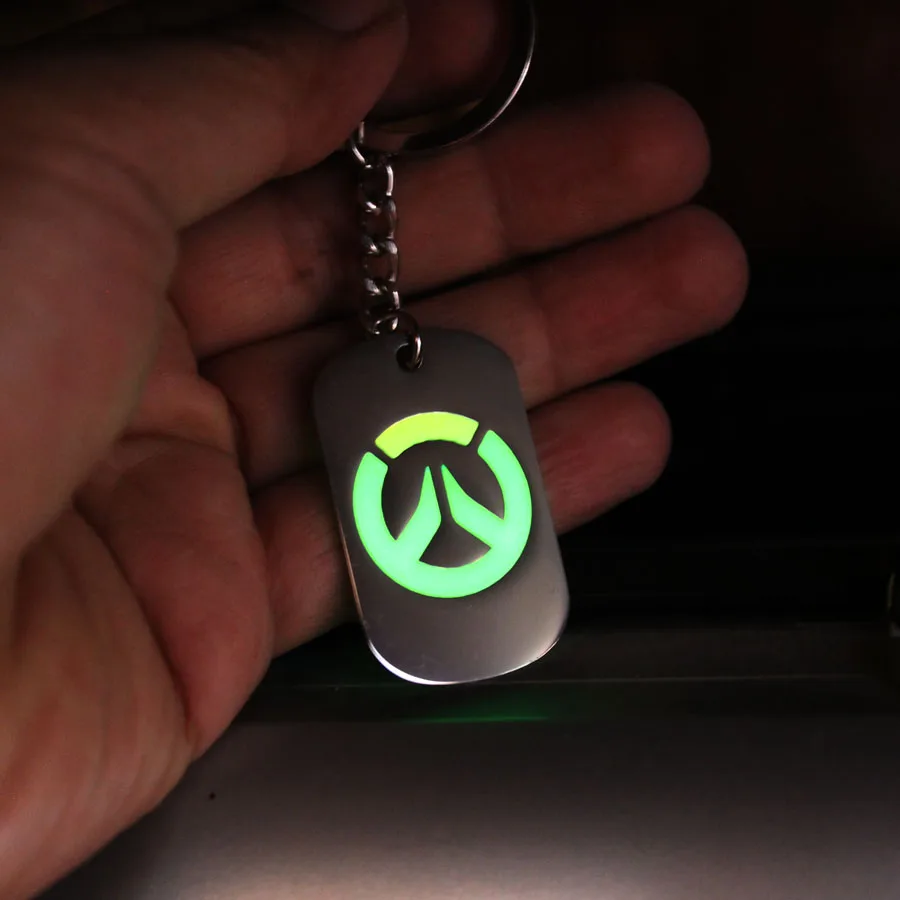 Overwatch سلاسل المفاتيح المعلقات الأزياء والمجوهرات يتوهج في الظلام تاليسمان الهدايا