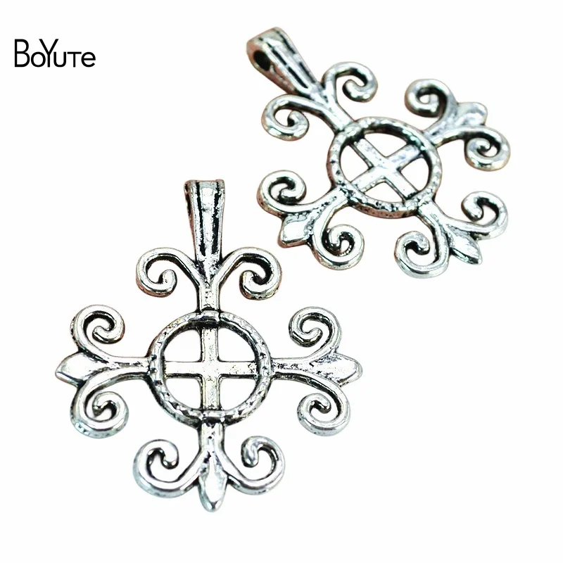 BoYuTe (50 Pieces/Lot) 28*34MM Retro Cross Pendant Alloy Jewelry Accessories Diy Handmade Materials