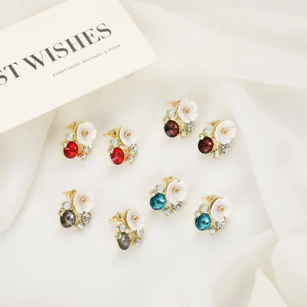 Cute Small White Flower Stud Earrings for Women Red Grey Blue Purple Round Rhinestones Earrings Trendy Sweet Jewelry Gift