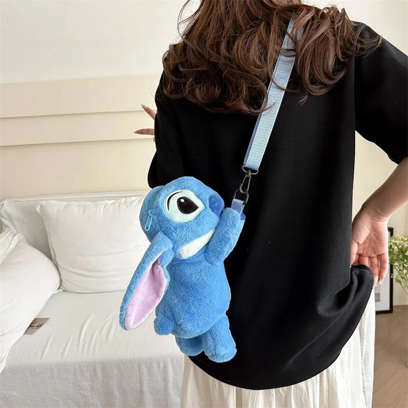 Bolso de muñeca de peluche Kapibala de punto bonito de dibujos animados, bolso de oso de fresa, bolso de hombro cruzado, regalo para niños