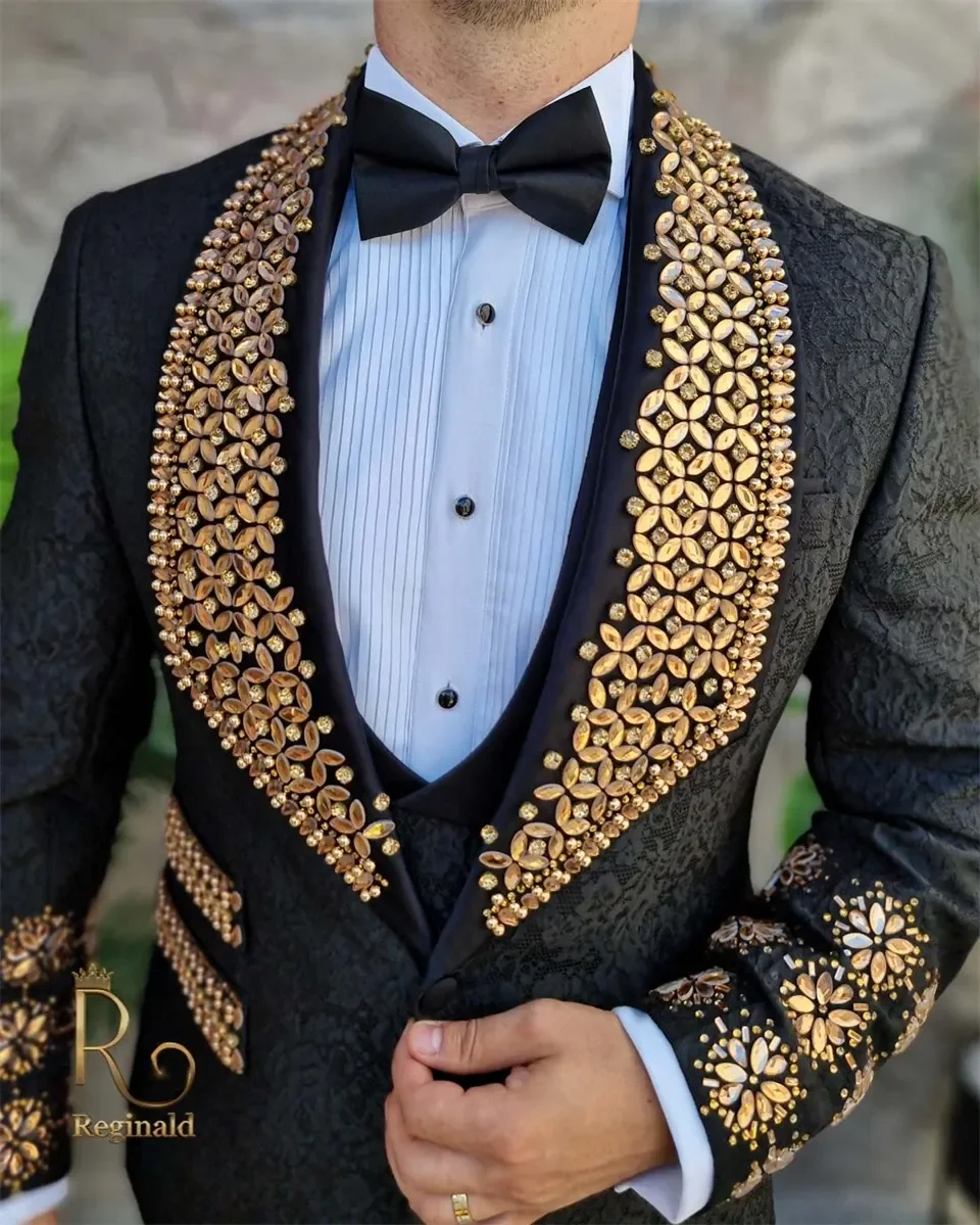 現代のジャカード生地男性高品質ビジネススーツラインストーン 1 ボタン 2 個ブレザーパンツタキシード男オフィスカスタマイズ