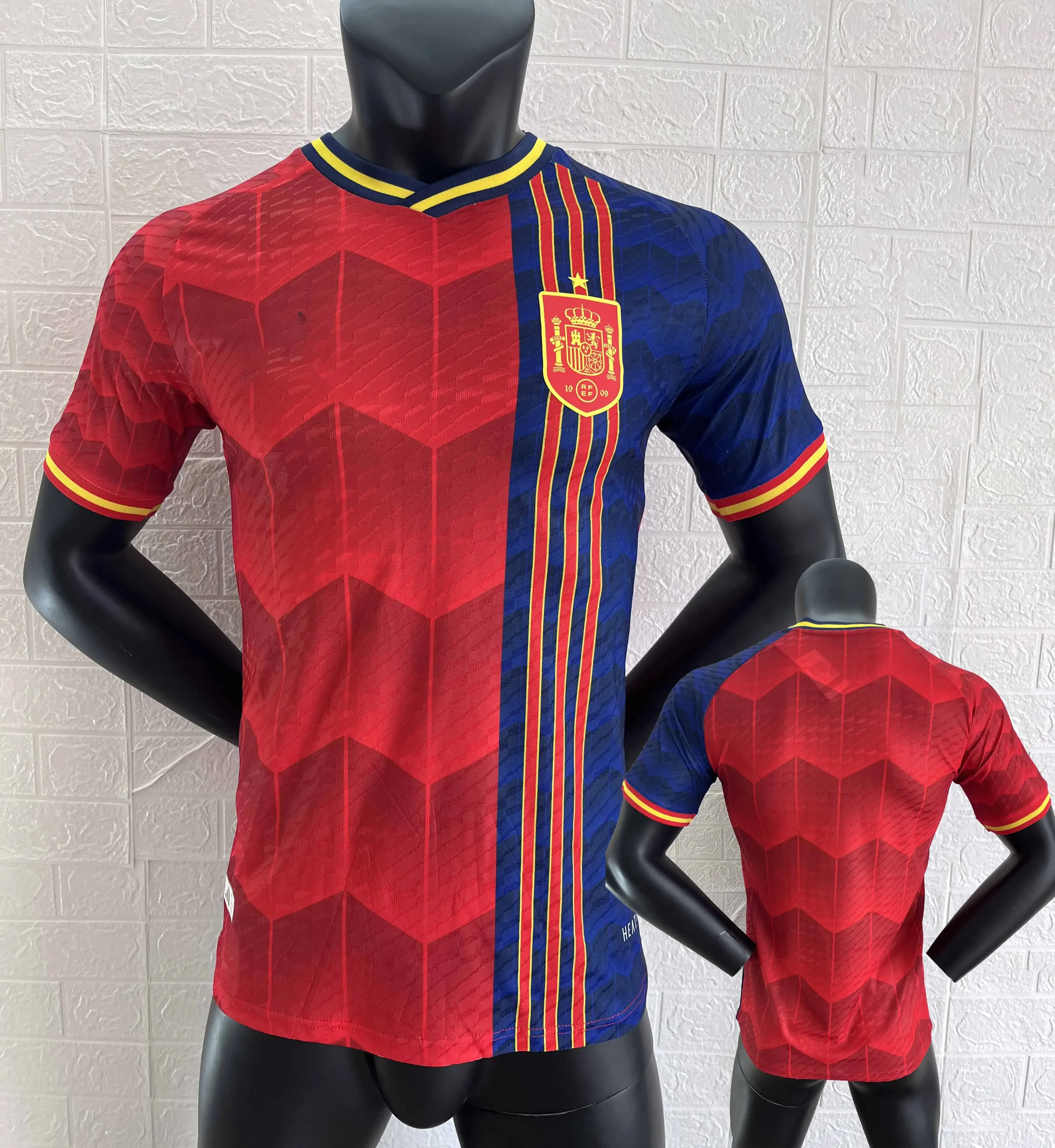 

2025 Spain Special Edition Ball Suit 3D breathable and comfortable outdoor sports training short sleeve T-shirt F1