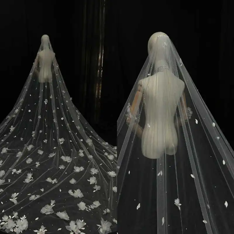 

Gorgeous One Layer Long Cathedral Length Wedding Veils 3D Flowers With Comb Veils Customized Bridal Accessories