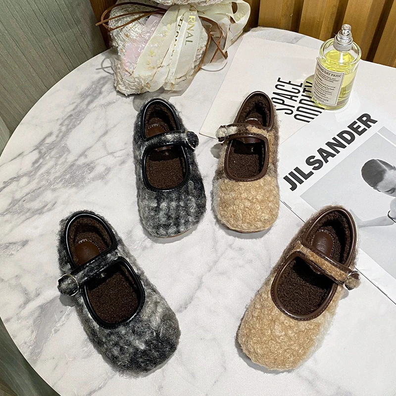 Winter Children's Plush Shoes Warm Fashion 2023 Girls Princess Flats Shoes Versatile Soft Bottom Fluffy Kids Causal Cotton Shoes