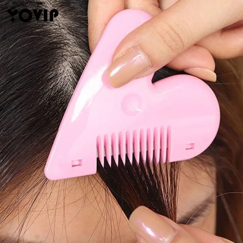 1pcs Pink Mini Hair Trimmer Love Heart Shape Hair Cutting Comb Body Hair Removal Pubic Hair Brushes With Blades