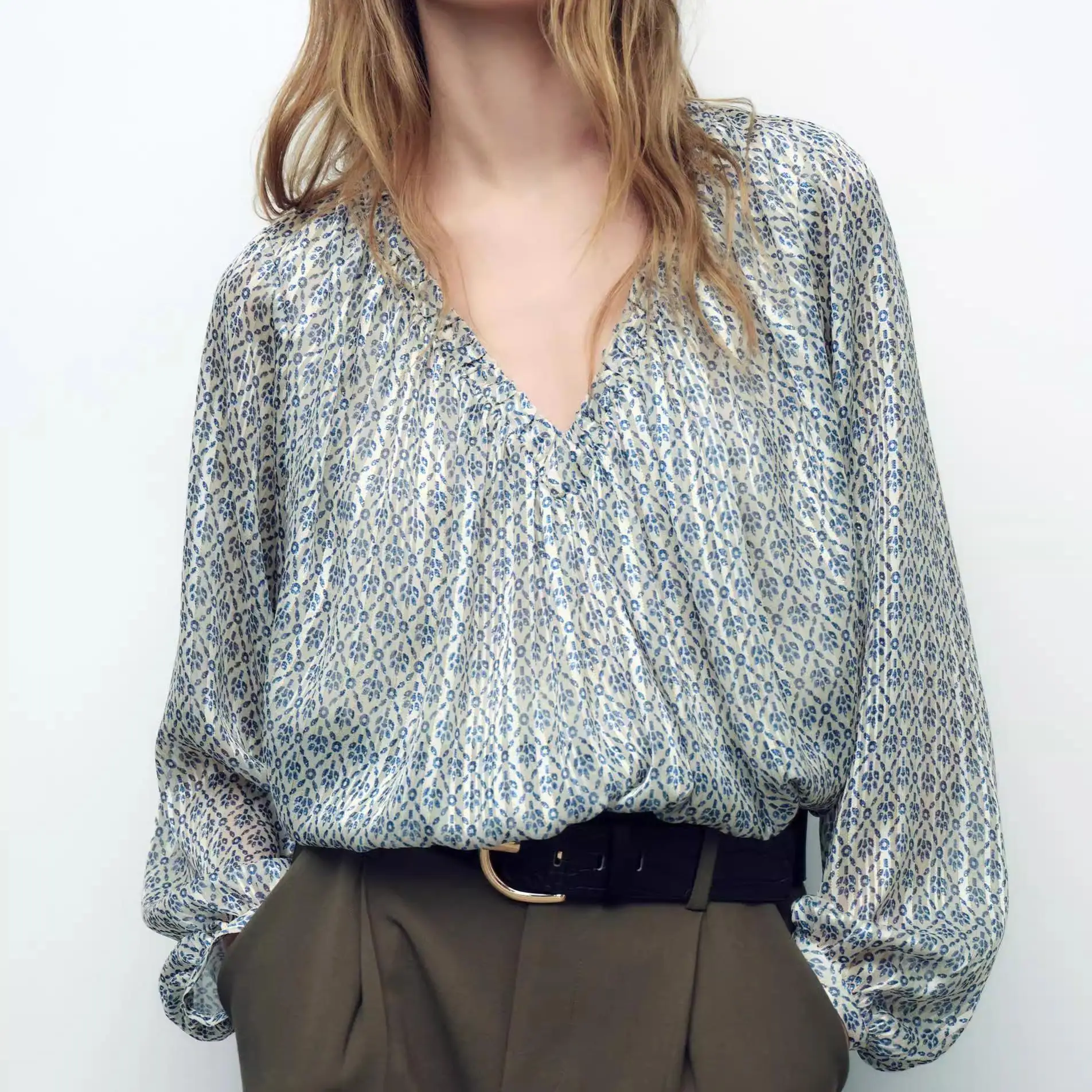 Autumn Winter New Women's Metal Color Tead Printed Balloon Sve V-ne irt Top Loose Fit Long Sve Versatile Sle